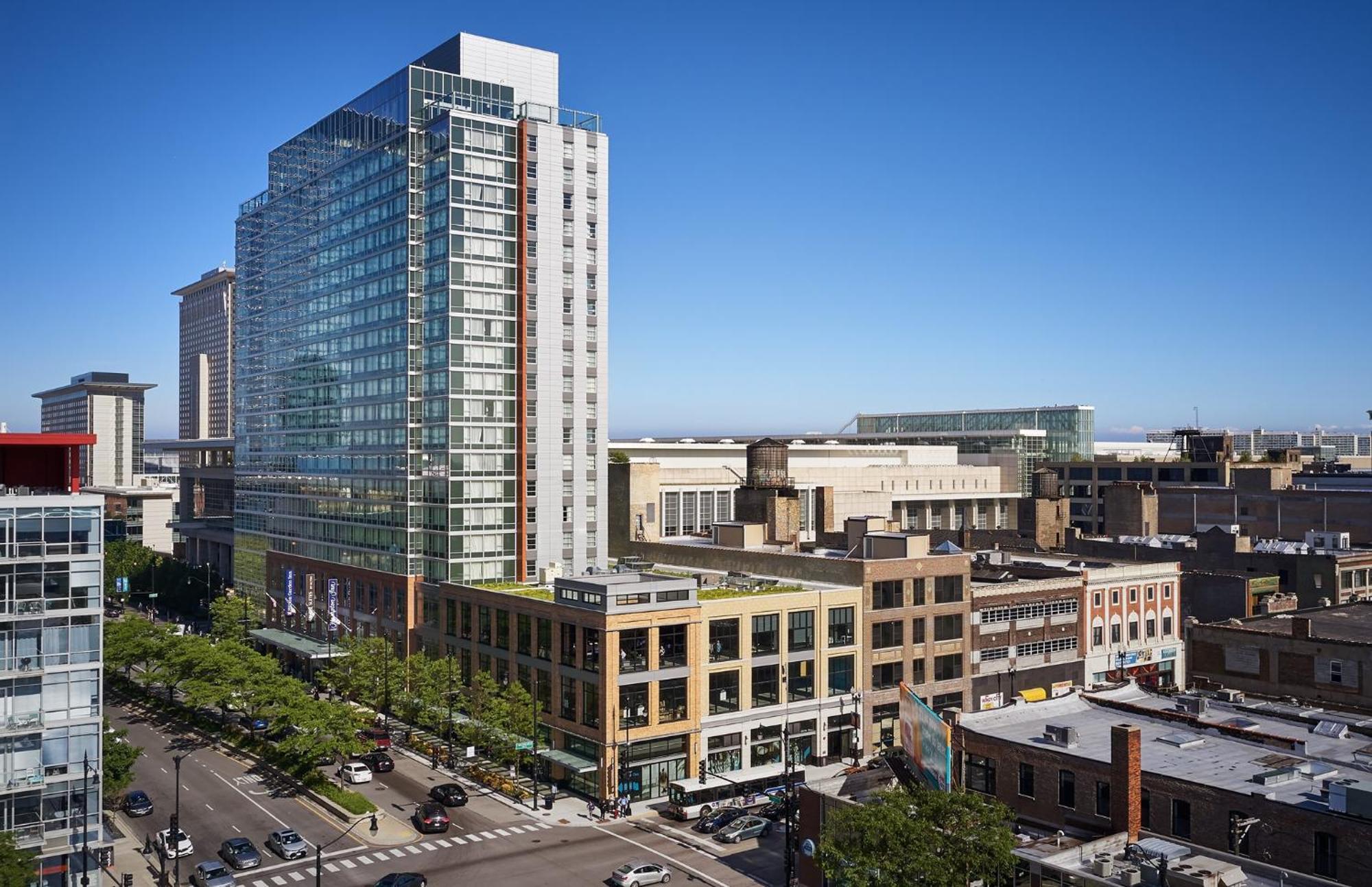 Hampton Inn Chicago Mccormick Place Bagian luar foto